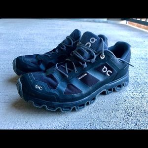 OnCloud women’s 9.5 waterproof trail running shoes